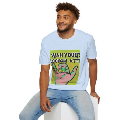 Wah Yuh mirando la camiseta unisex Softstyle