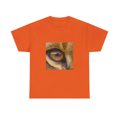 Piercing Eagle Eye Graphic Tee