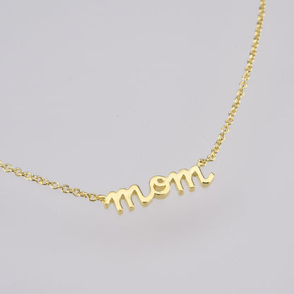 Collar con colgante del día de la madre con letra MOM de plata de ley