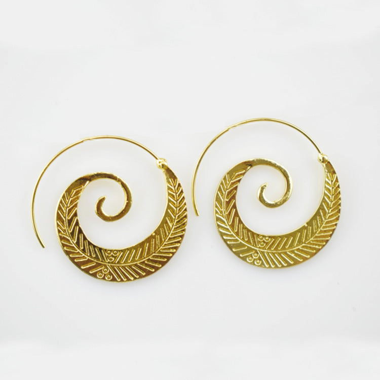 Retro Gold Geometric Earrings – Vintage Ring-Inspired Zinc Alloy Jewelry