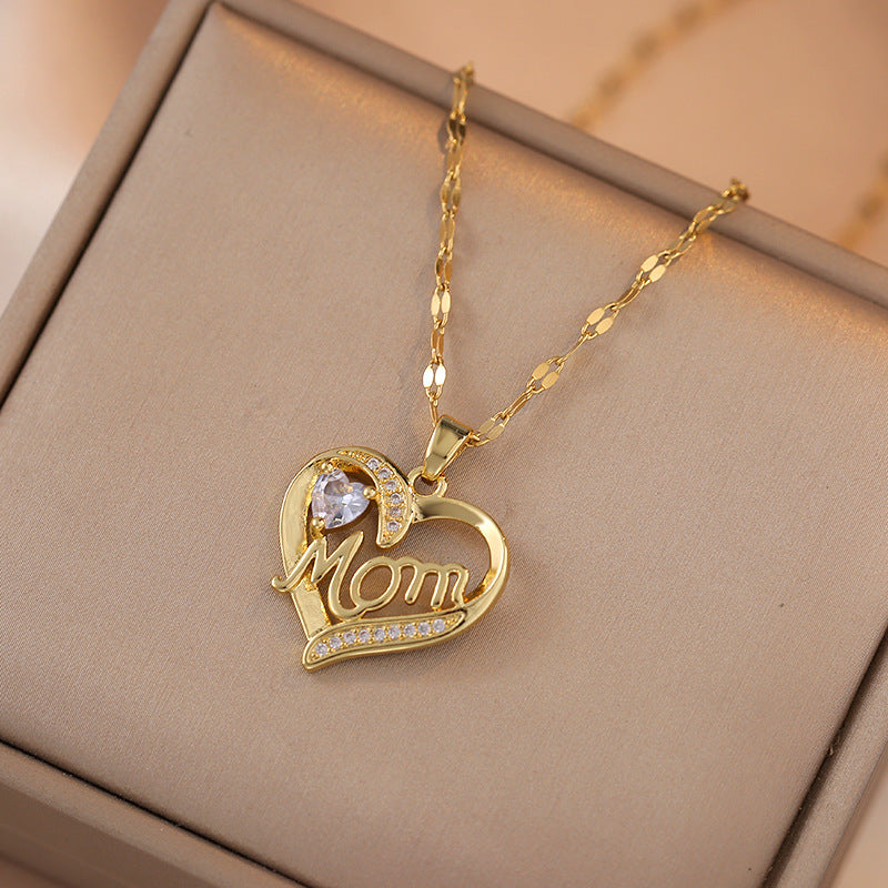 Show Mom love with a heart necklace! M2KTrends.com