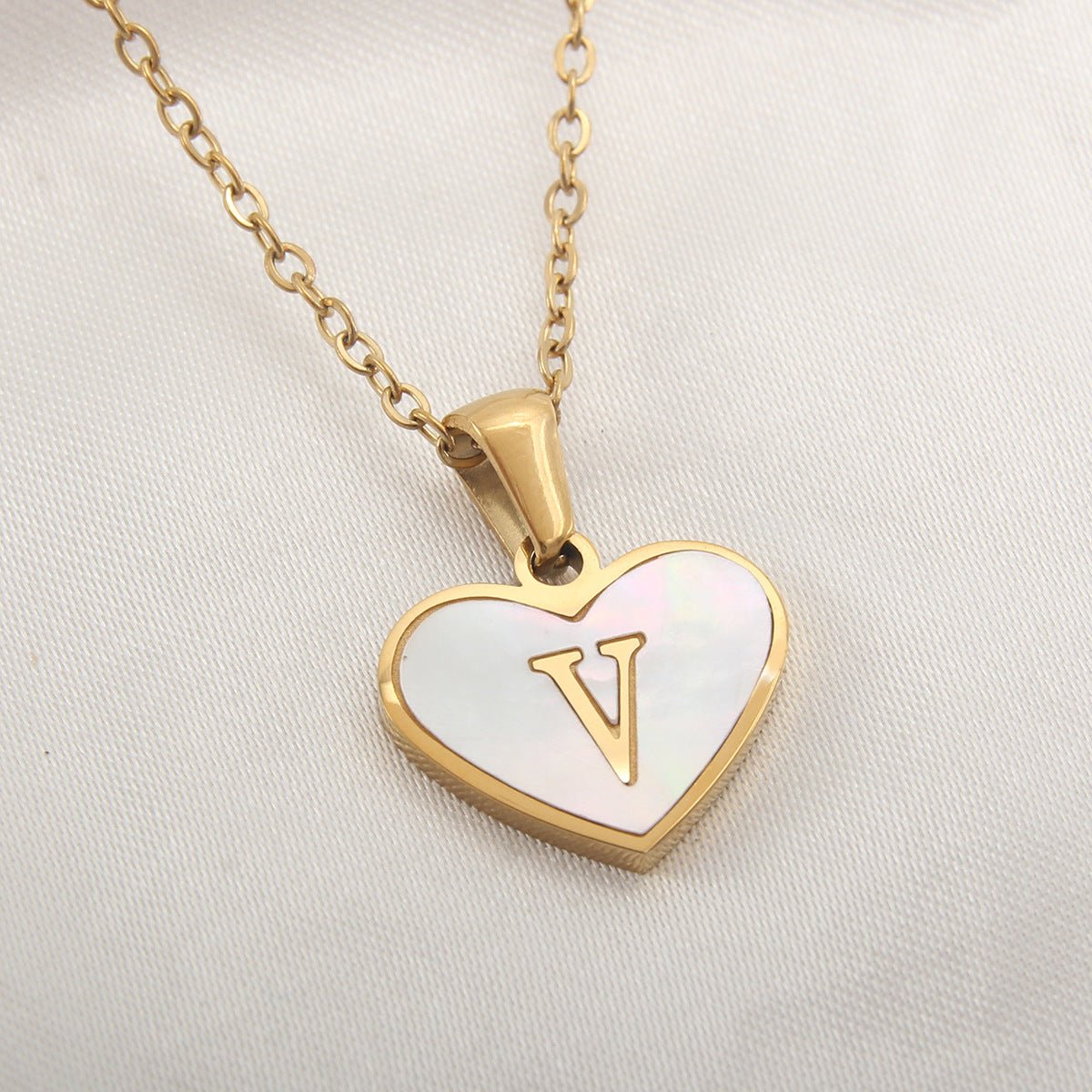 best 26 Letter Heart-shaped Necklace White Shell Love Clavicle Chain Fashion Personalized Necklace For Women Jewelry Valentine's Day neckless shop online at M2K Trends for neckless