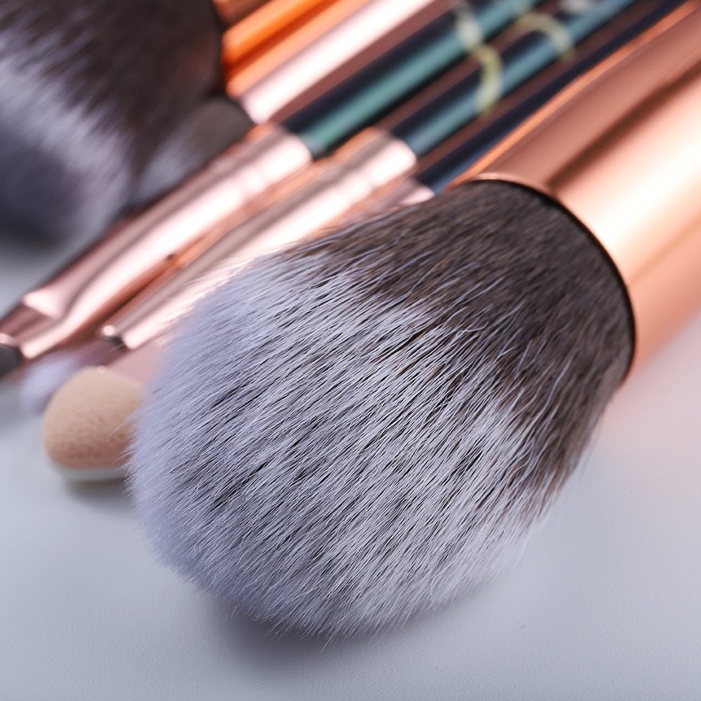 best FLD 5/15Pcs Makeup Brushes Tool Set Cosmetic Powder Eye Shadow Foundation Blush Blending Beauty Make Up Brush Maquiagem 0 shop online at M2K Trends for